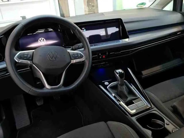 Volkswagen Golf 1.5 TSI Golf VIII Style