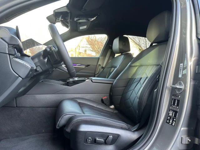 BMW 540 540d M-Sport Sedan xDrive