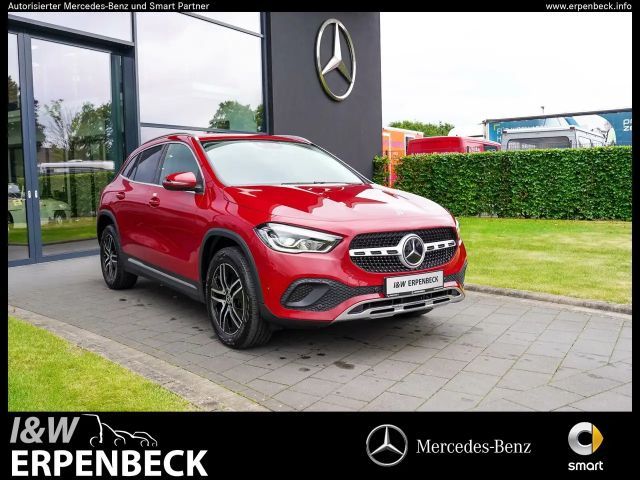 Mercedes-Benz GLA 250 GLA 250e Distronic AHK Kamera MBUX CarPlay LED