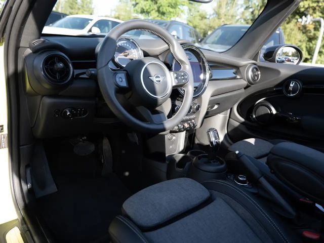 MINI Cooper Cabrio Classic Trim FACEL. LED NAVI