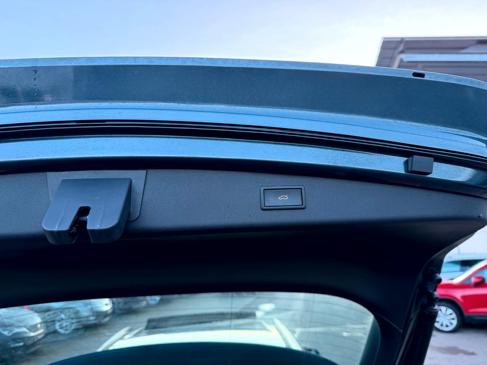 Seat Leon 2.0 TSI DSG FR-lijn Sportstourer