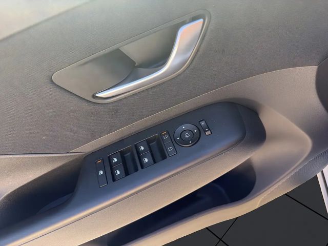 Hyundai Kona 64 kWh Electric