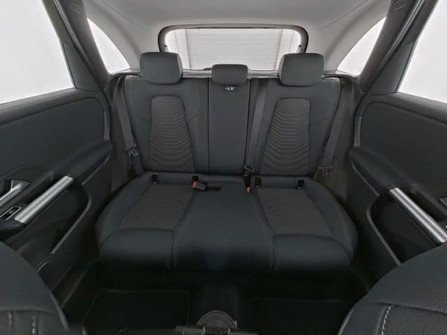 Mercedes-Benz B 180 Progressive Sedan