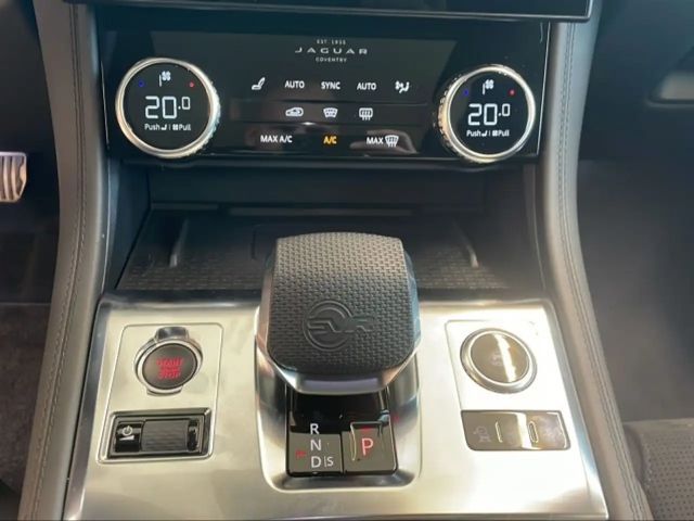 Jaguar F-Pace AWD SVR