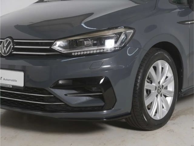 Volkswagen Touran 1.5 TSI DSG R-Line