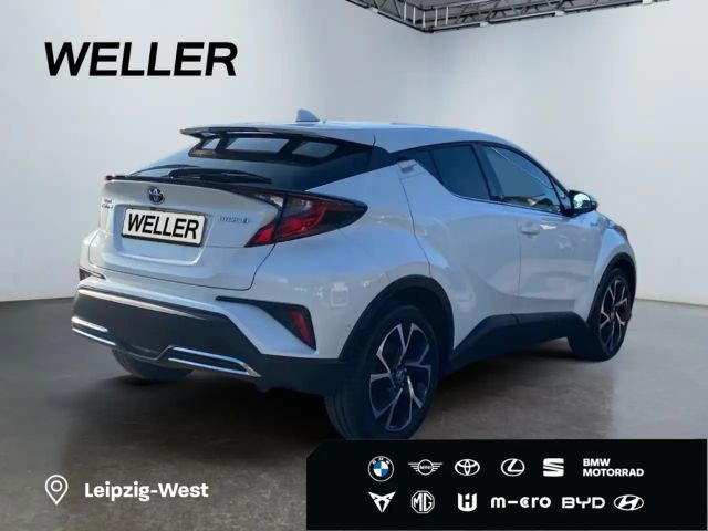 Toyota C-HR Hybride Team D