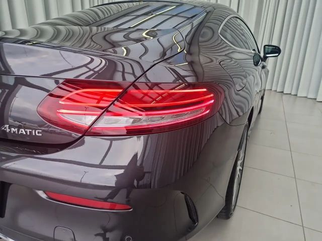 Mercedes-Benz C 220 4MATIC C 220 d Coupé