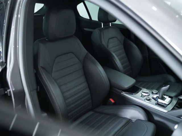 Alfa Romeo Stelvio Q4 Turbo Veloce