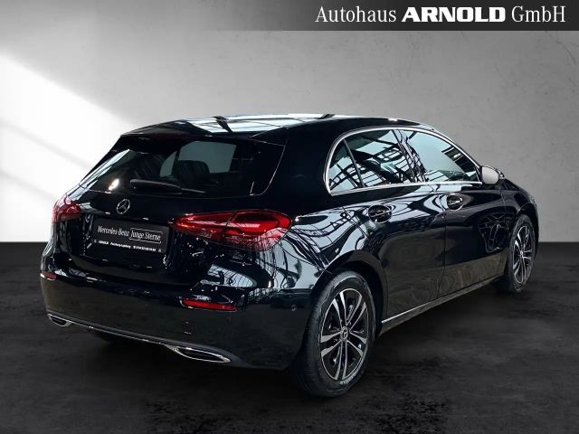 Mercedes-Benz A 180 Progressive