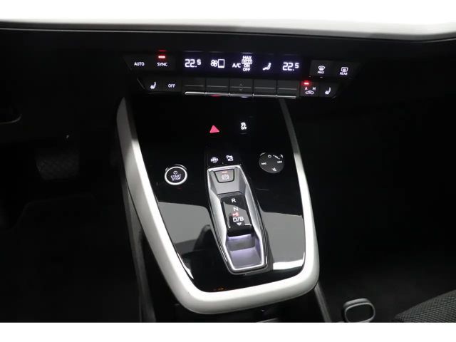 Audi Q4 e-tron Panorama LED NAVI