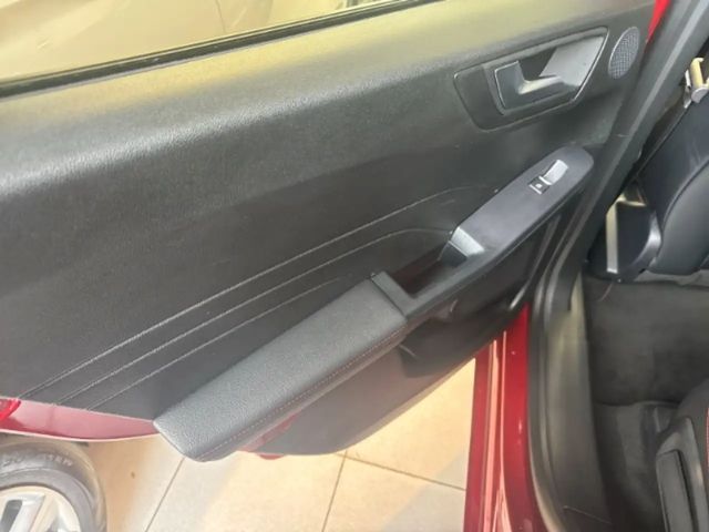 Ford Kuga Plug in Hybrid ST Line X