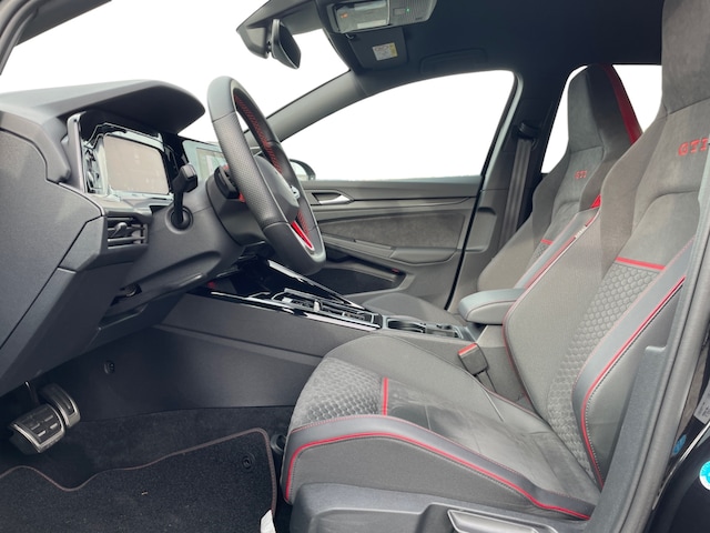 Volkswagen Golf 2.0 TSI DSG