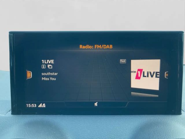 Audi Q2 30 TFSI S-Line