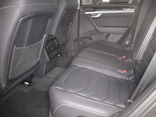 Volkswagen Touareg 3.0 V6 TDI R-Line