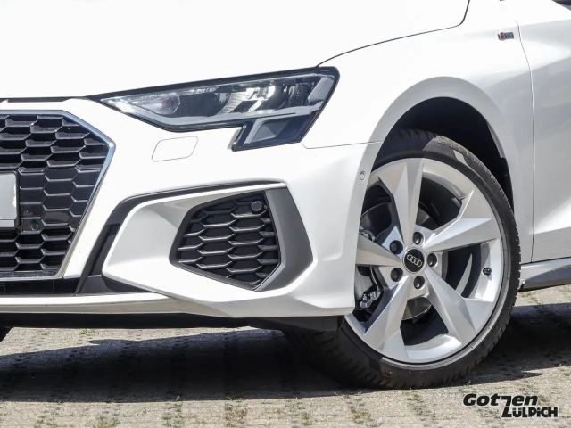 Audi A3 35 TFSI S-Line Sedan Sportback