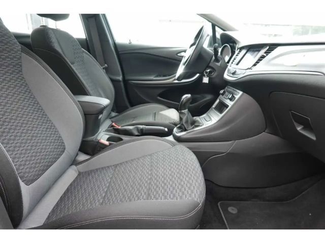 Opel Astra 1.2 Turbo Edition Turbo