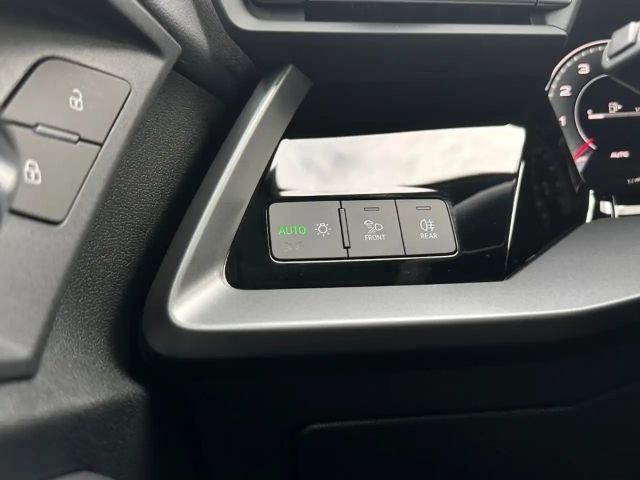 Audi A3 30 TFSI Sedan Sportback