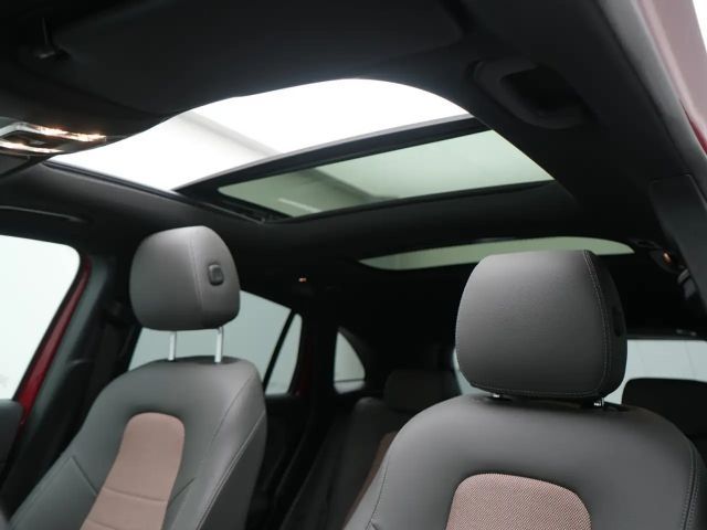 Mercedes-Benz EQA 250 Electric Art