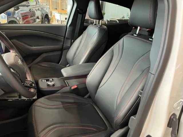 Ford Mustang Mach-E AWD Extended range