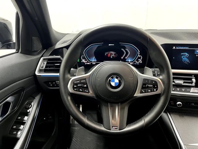 BMW 330 330e Touring xDrive