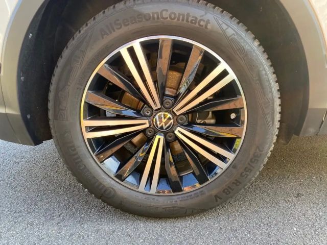 Volkswagen Tiguan DSG Elegance Elegance