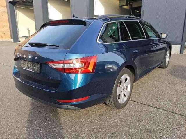 Skoda Superb 2.0 TDI Ambition Combi