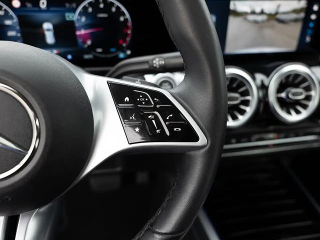 Mercedes-Benz GLB 220 4MATIC Progressive