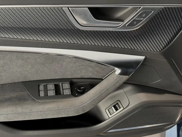 Audi RS6 Avant Performance Quattro