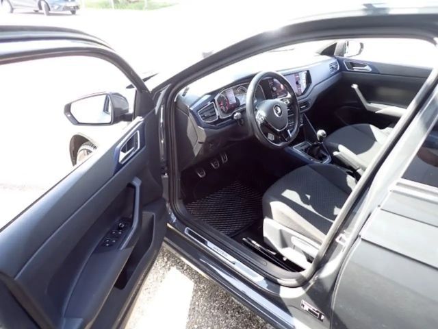 Volkswagen Polo TURBO Sitzheizung NAVI PDC VO+HI