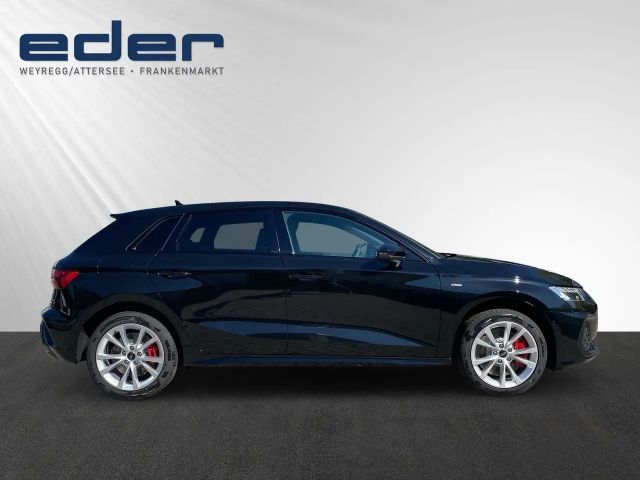 Audi A3 45 TFSI Hybride S-Line Sedan