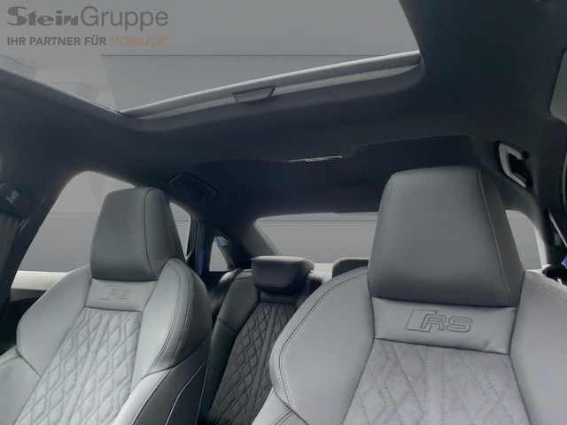 Audi RS3 Quattro S-Tronic Sedan