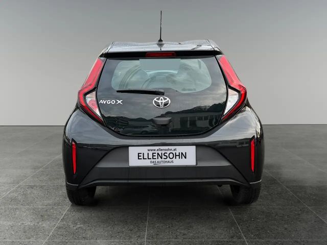 Toyota Aygo X Hatchback Play