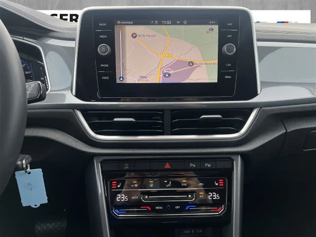 Volkswagen T-Roc 2.0 TD Allrad LED Navi Pano USB Parkassistent
