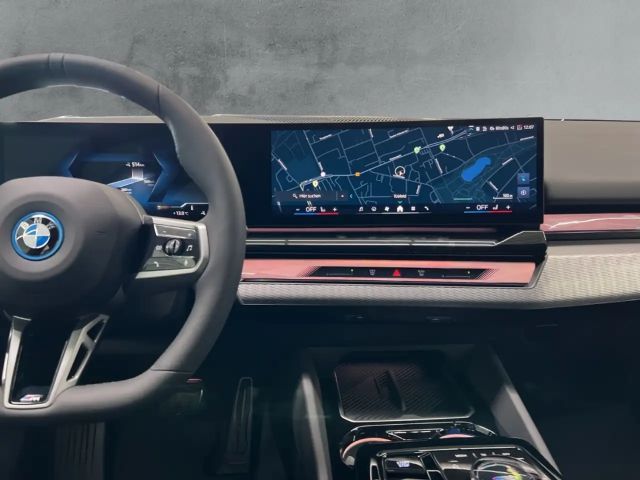 BMW i5 M-Sport Sedan eDrive40