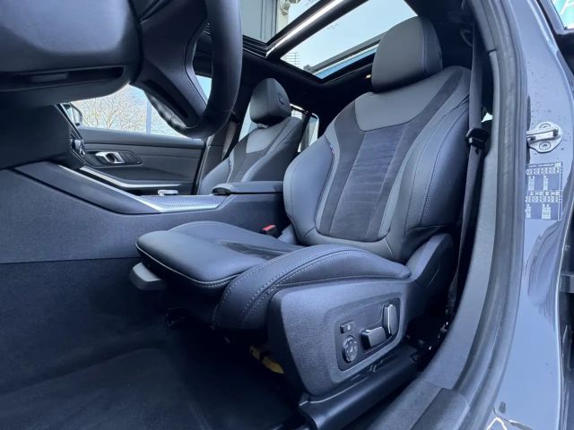 BMW 330 330d M-Sport Touring