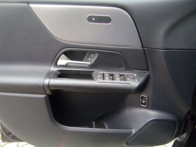 Mercedes-Benz B 250 B 250 e