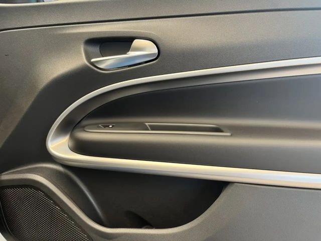 Jeep Avenger Upland MHEV 136 4XE