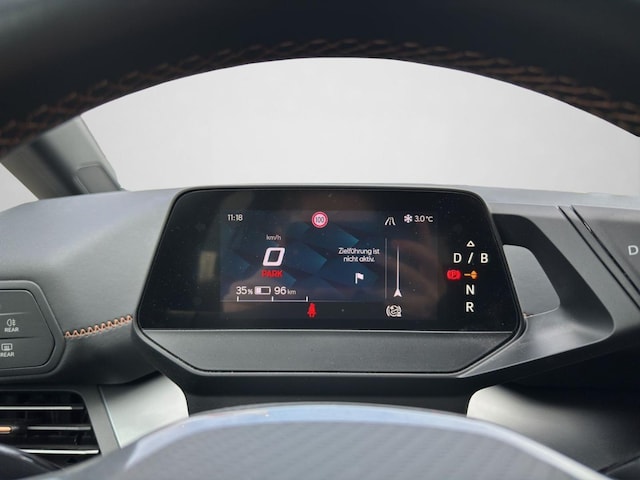 Cupra Born Born LED PDC KAMRA