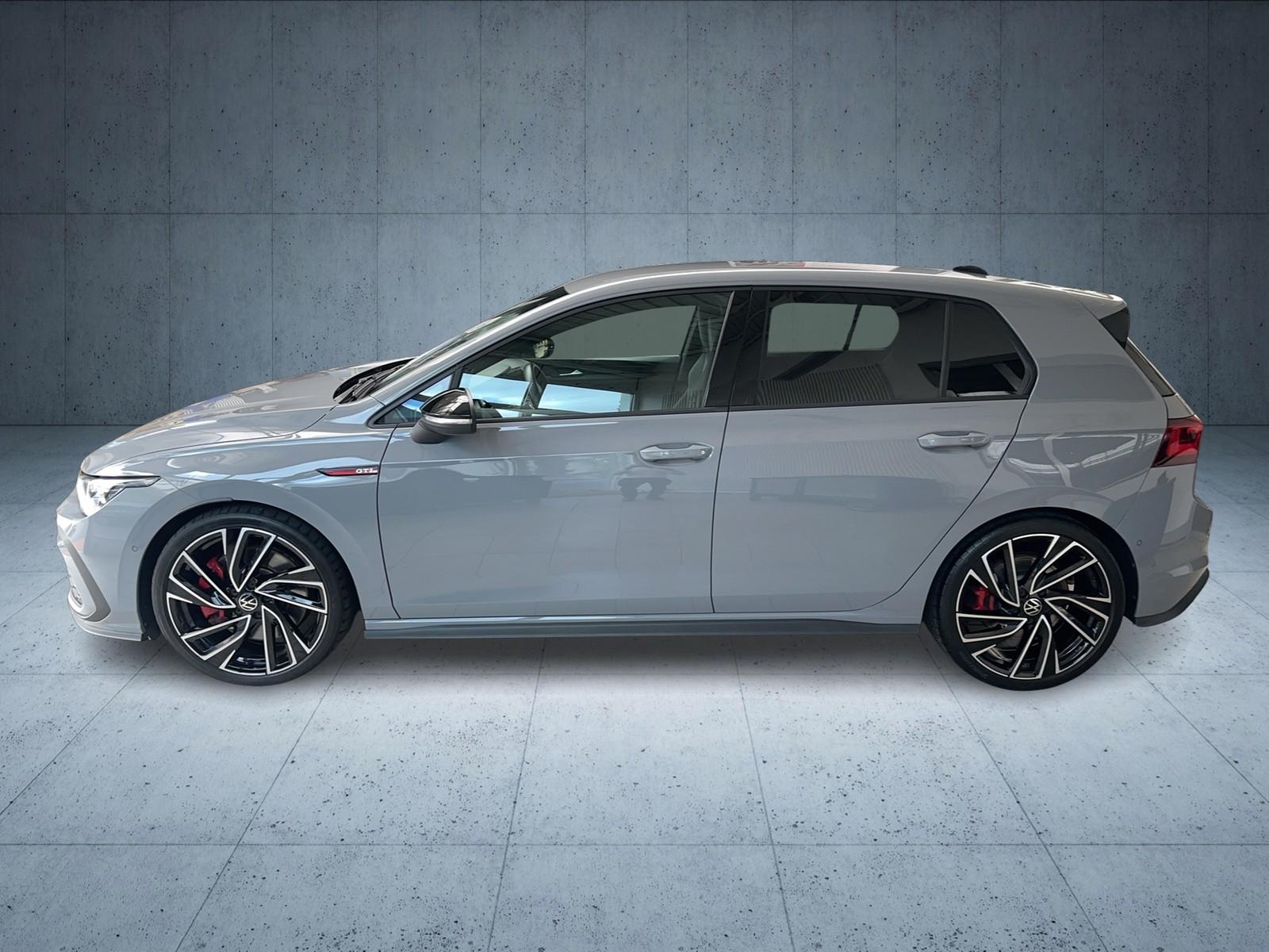 Volkswagen Golf 2.0 TSI DSG GTI Style