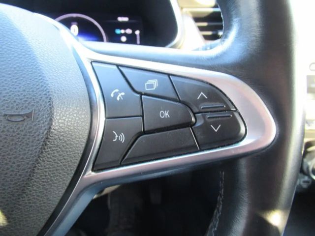 Renault Arkana E-Tech Intens