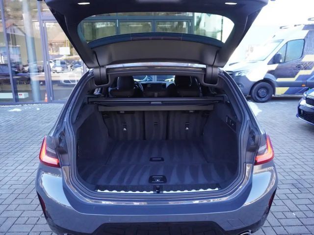 BMW 320 320d M-Sport Touring xDrive