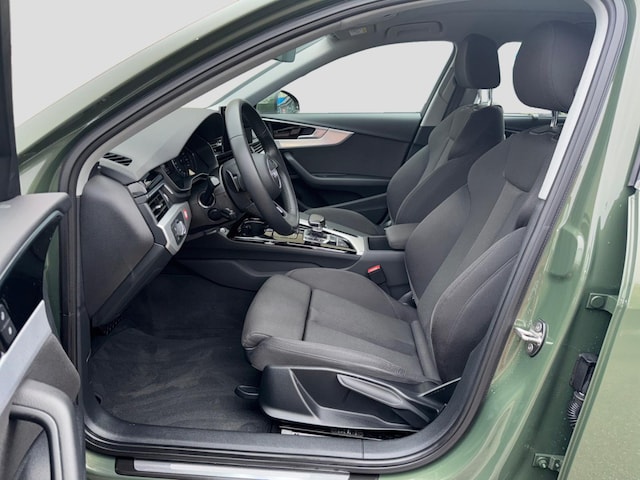 Audi A4 35 TFSI Avant S-Tronic