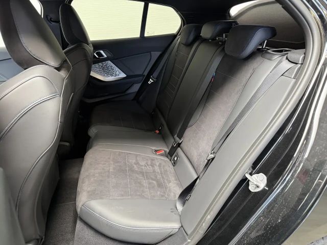 BMW 118 118d M-Sport Sedan