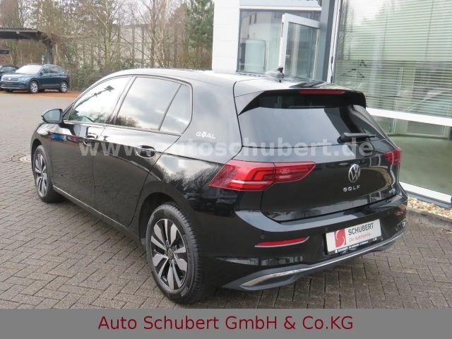 Volkswagen Golf 1.5 eTSI DSG