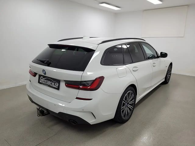 BMW 320 320e Touring xDrive