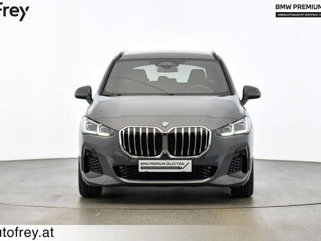 BMW 218 218d Sedan