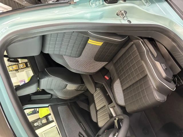 Renault 4 Comfort E-Tech Iconic