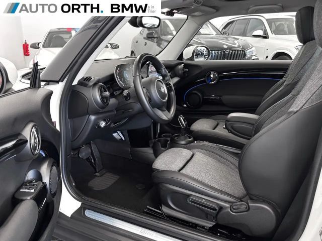 MINI One One AUTOM. NAVI LED PANO SPORTSITZ DIG.TACHO SHZ