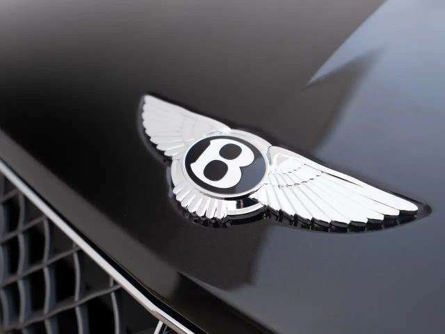 Bentley Bentayga Speed / Akrapovic Titan Auspuffanlage