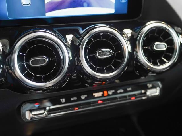 Mercedes-Benz B 180 B 180 d Progressive